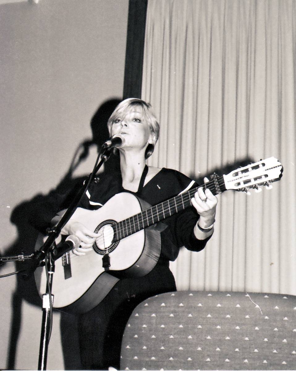 25-katya_yarovaya_concert