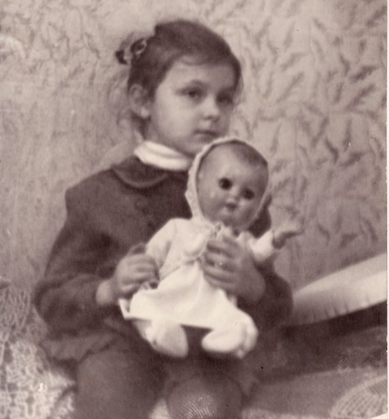 yarovaya_chidhood_01