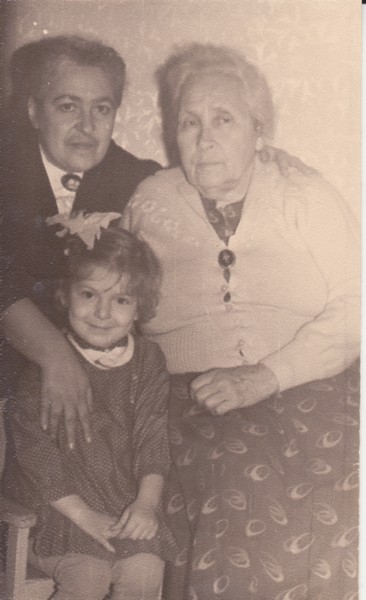 yarovaya_chidhood_03